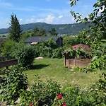 Haus Dina Casa de Férias