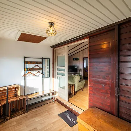 Haus Dina